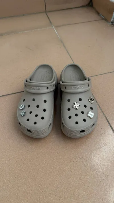 Giày Crocs cao cổ chính hãng (size 36-37) - đã qua sử dụng