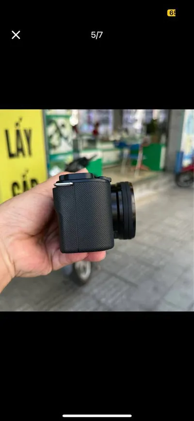 Фотоаппарат Sony ZV-E10 с объективом 16–50 мм – полный комплект, отличное состояние