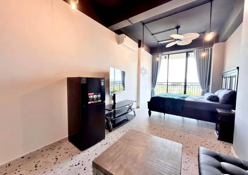 Studio Apartment with Sea View on North Side – 11 Million VND/Month — 7/10
