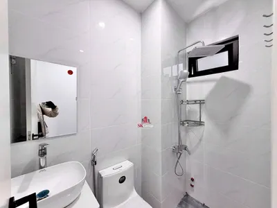 1-комнатная квартира с балконом в аренду в Ha Quang 1, Запад Нячанга – 30м², Новая, 8,5М VND/месяц