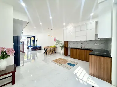 美嘉新城区4卧室房屋出租，荣泰区 – 300m²，全家具 – 25M越南盾/月