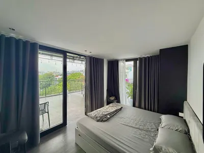 Căn Penthouse cho Thuê ở Phước Hải, Nha Trang Phía Tây – 50m², 1 Phòng Ngủ, Nội Thất Đầy Đủ, Sân Vườn Rộng – 12 Triệu VND/Tháng
