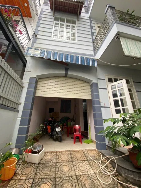 3-Bedroom, 4-Bathroom House for Rent in Northern Nha Trang – 15 Million VND/Month – 91 m², Fully Furnished, 3-Storey, Patio, Garage, Prayer Room, Study