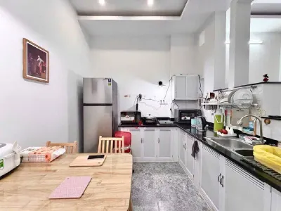 Nhà cho thuê 2 phòng ngủ ở Phía Nam Nha Trang – 100m² – 8 phút đi bộ đến biển – 12 triệu VND/tháng