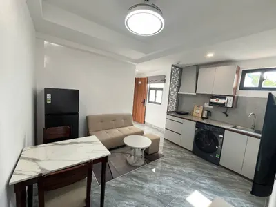 새 호텔 내 장기 임대 아파트 - Scenia 너머 위치, 40m², 해변까지 150m, 월 1000만 VND