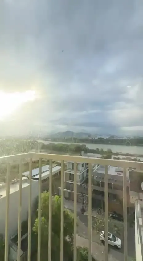 Spacious 1-Bedroom Apartment for Rent – Hoa Xuan River View, Private Washing Machine – 10.5M VND/Month