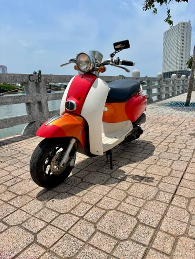 2021年CREA踏板车50cc - 优良状况，即可使用