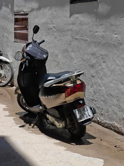 Honda Lead with Blucard Available