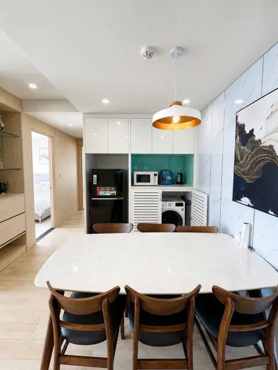 Căn hộ Gold Coast cho thuê – 2 phòng ngủ, view biển trực tiếp, 30 triệu VND/tháng
