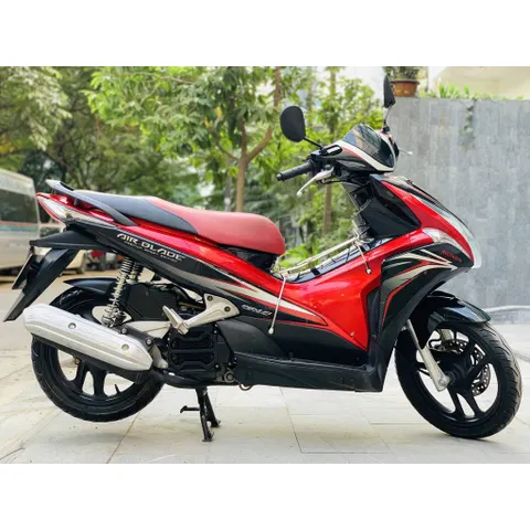 Honda Air Blade Scooter Rental in Nha Trang – From 55,000 VND/Day – Helmet & Lock Included – Hotel Delivery Available