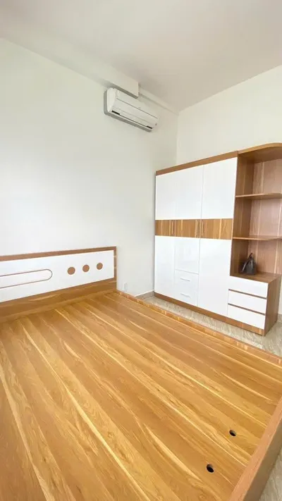 Hoang Quan 아파트 2침실 – 55m² – 해안 전망 – 냐짱 북쪽 – 900만 동/월