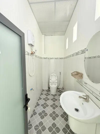 Nhà cho thuê ở Phía Bắc Nha Trang – 180 m² – 800m từ bãi biển – 15 triệu VND/tháng