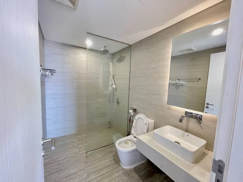 Căn hộ cho thuê: 2 phòng ngủ, view biển trực tiếp, Marina Suites, Nha Trang – 25 triệu VND/tháng — 8/10