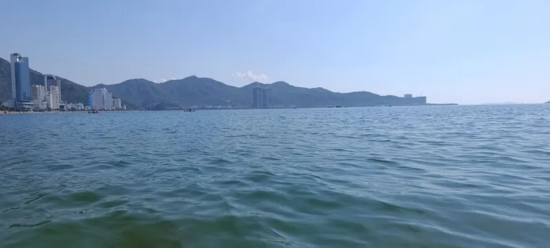 北方海滩——2026年6月18日的水文和气象条件