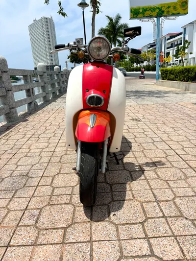 2021年CREA踏板车50cc - 优良状况，即可使用