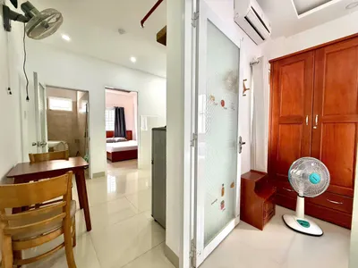 Căn hộ 2 phòng ngủ, 2 phòng tắm được bố trí nội thất ở trung tâm Nha Trang – 7 triệu VND/tháng