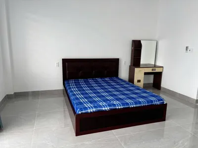 Nhà cho thuê tại Nha Trang phía Nam – 3 phòng ngủ – 300m² với terase mái – 22 triệu VND/tháng