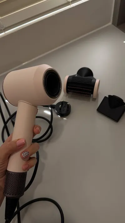 Dyson Supersonic HD15 헤어드라이어 판매 - 정품 액세서리 포함