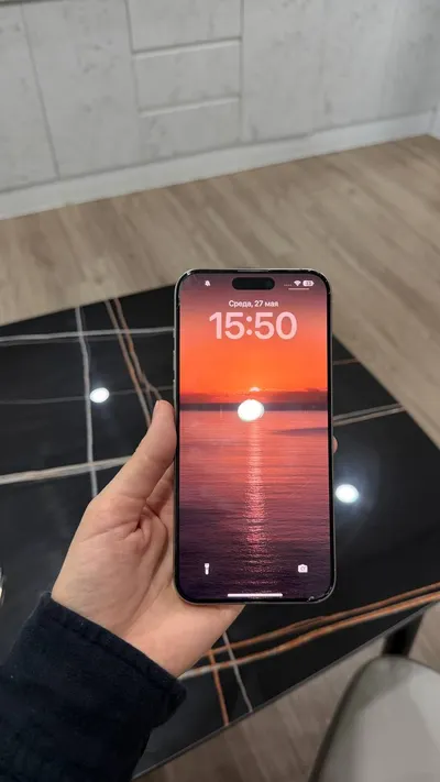 Продам iPhone 15 Pro Max 256GB