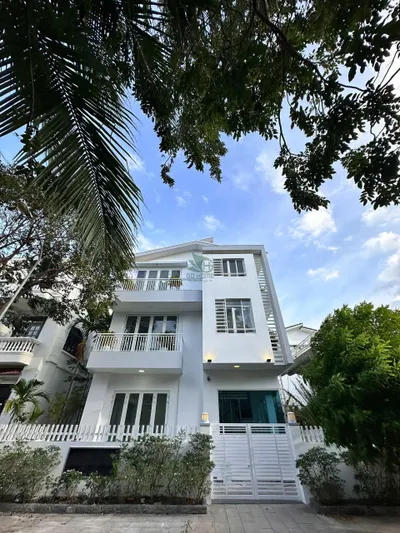 Biệt thự có vườn tại An Viên – 3 phòng ngủ – 320 m² – 40 triệu đồng/tháng