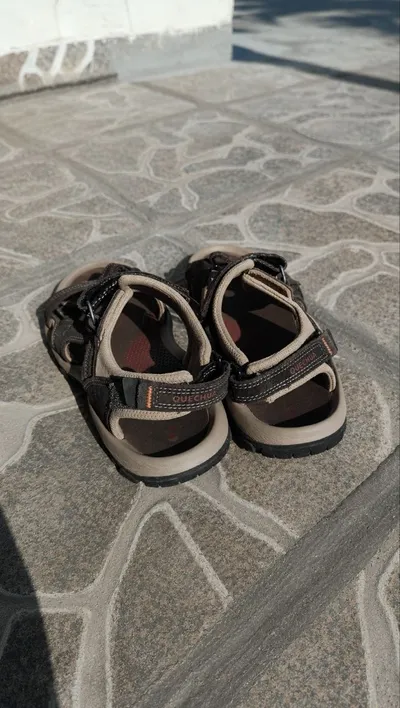 Dép trekking Quechua NH500, kích cỡ 39