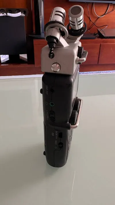 Zoom H5 Handy Recorder với Microphone Stereo XYH-5 – Thiết bị ghi âm chuyên nghiệp