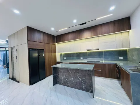 Luxury House for Rent – Urban Nha Trang – 4 Bedrooms, 5 Bathrooms, Private Elevator – 35M VND/Month