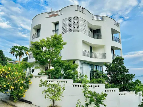5-Bedroom Villa for Rent in North Nha Trang – 1000 m², Furnished, Rooftop Terrace – 70 Million VND/Month