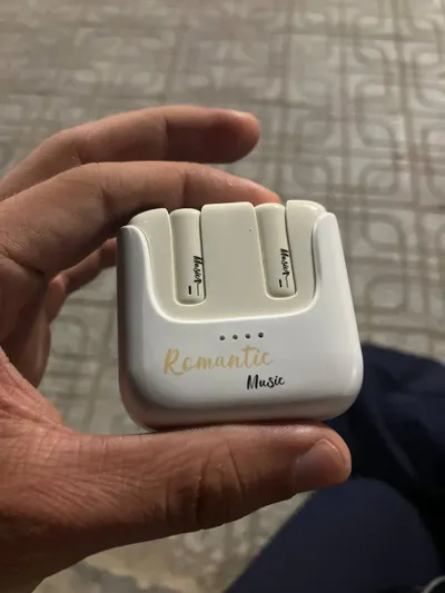 20000mAh 파워뱅크 + 헤드폰 세트 – 350K VND