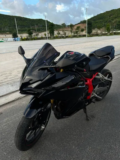 出售本田 CBR250RR 2019 跑车 – ABS、Akrapovic 排气、GPS 追踪器