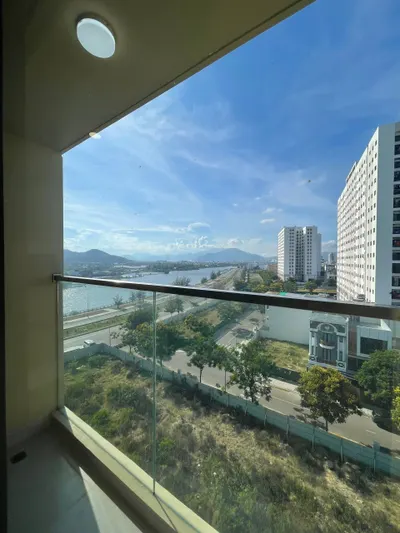 Угловая квартира с 2 спальнями в ЖК CT1 Riverside Luxury – 16,5 млн VND/месяц