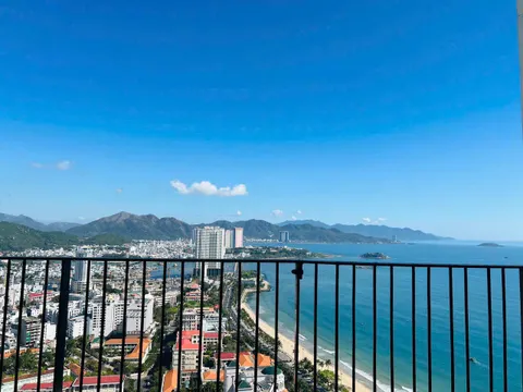Spacious 2-Bedroom Apartment with Sea & Mountain Views – Gold Coast – 120 m² – 50M VND/Month