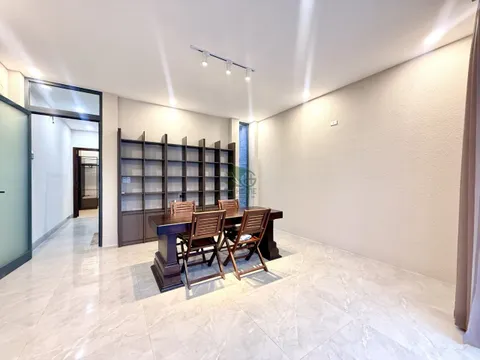 냐짱 미자 지구의 3침실 4욕실 산장 렌탈 – 300m², 완전 가구 – 29M VND/월