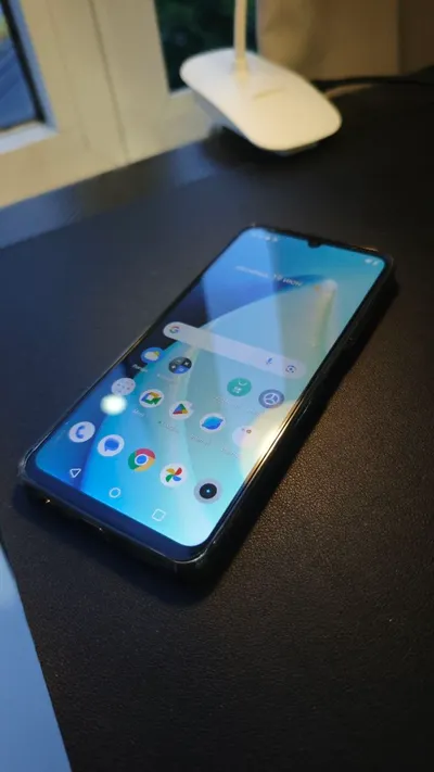 套装：Realme Note 50智能手机、腰包、Camel背包和防水包