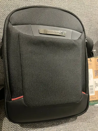 Оригинальная сумка Samsonite в идеальном состоянии – 1.8 млн донгов