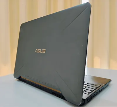 华硕 TUF Gaming FX505D 游戏笔记本电脑出售 – 900万越南盾 – 芽庄北部