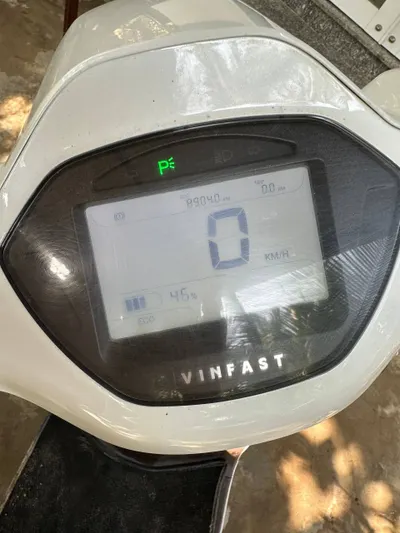 VinFast Klara S (2022) Electric Bike for Sale - 25 Million VND