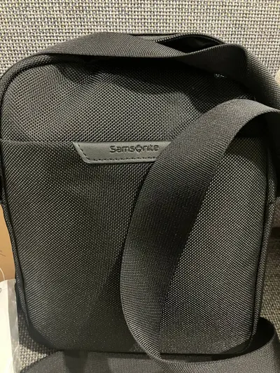 Оригинальная сумка Samsonite в идеальном состоянии – 1.8 млн донгов