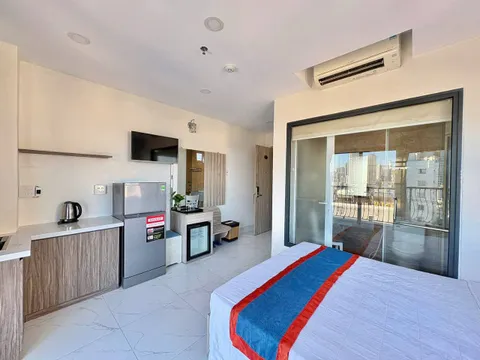 Studio Apartment for Rent Near Đầm Market – Fully Furnished – 7.5M VND/Month