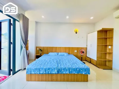 Căn hộ cho thuê gần biển có ban công ở Nha Trang – 45m² – 8.500.000 VND/tháng