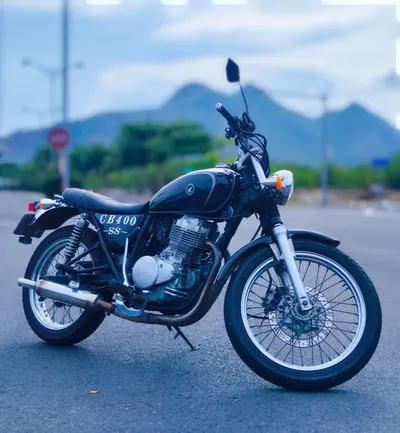 혼다 CB400SS 클래식 오토바이 – 400cc, 우수한 상태, 정비완료, 서류완비