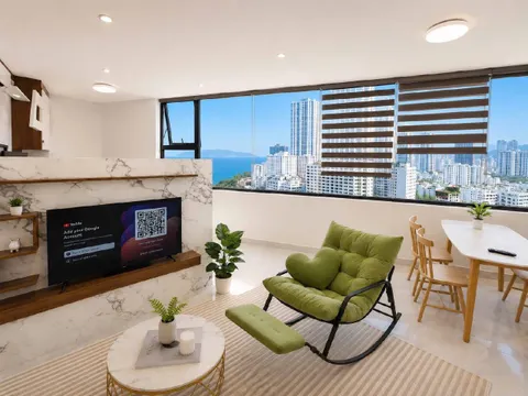 1-Bedroom Corner Apartment in D'Qua with Sea View in Central Nha Trang