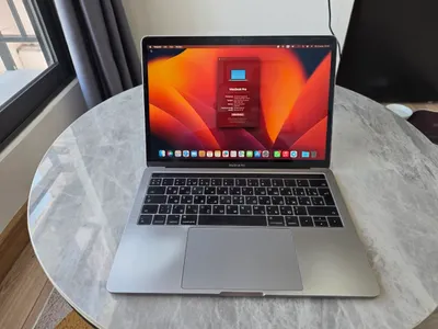 MacBook Pro 13"(2017) Touch Bar – Intel Core i5, 16GB RAM – 960만 VND