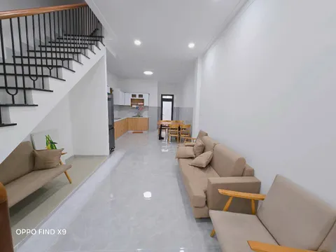 남나트랑 안빈탄 지역 4침실 주택 월세 – 16M VND/월