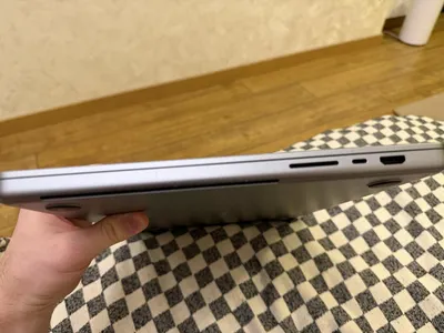 MacBook Pro 16" с Apple M2 Pro, 32ГБ, 1ТБ SSD, Space Gray – 2,5 года, отличное состояние
