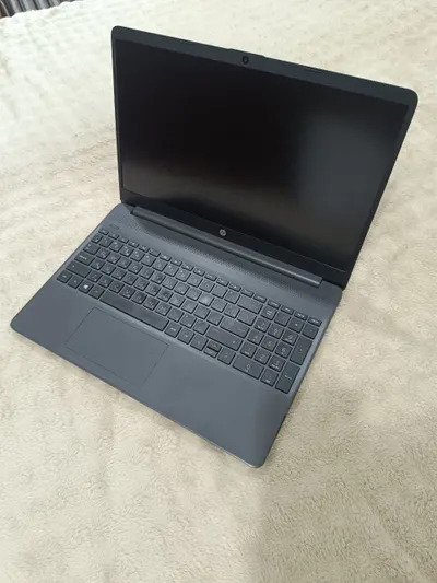 Bán Laptop HP 15s-eq1318ur - Tình Trạng Tốt