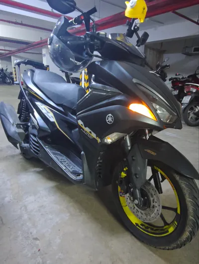雅马哈 NVX 155 2018 – 里程 25,500 公里，最近维护，ABS、智能钥匙、蓝卡