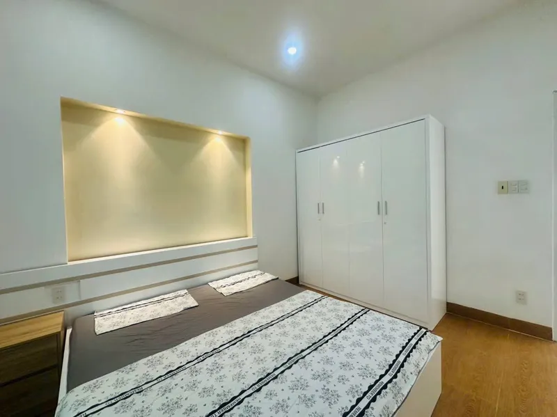 Nhà Cho Thuê ở Hòn Ksen – 3 Phòng Ngủ – 15 Triệu VND/Tháng – Hợp Đồng 6-12 Tháng — 3/5