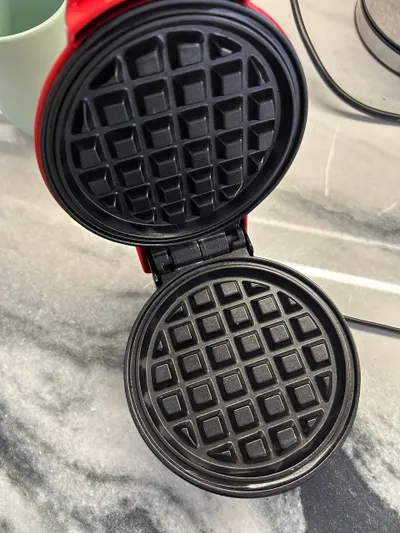 Máy Làm Waffle Mini – 1 Waffle – 120k VND