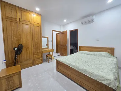House for Rent in North Nha Trang – 300 m², 5 Bedrooms, 6 Bathrooms, 500m to Beach – 27M VND/Month